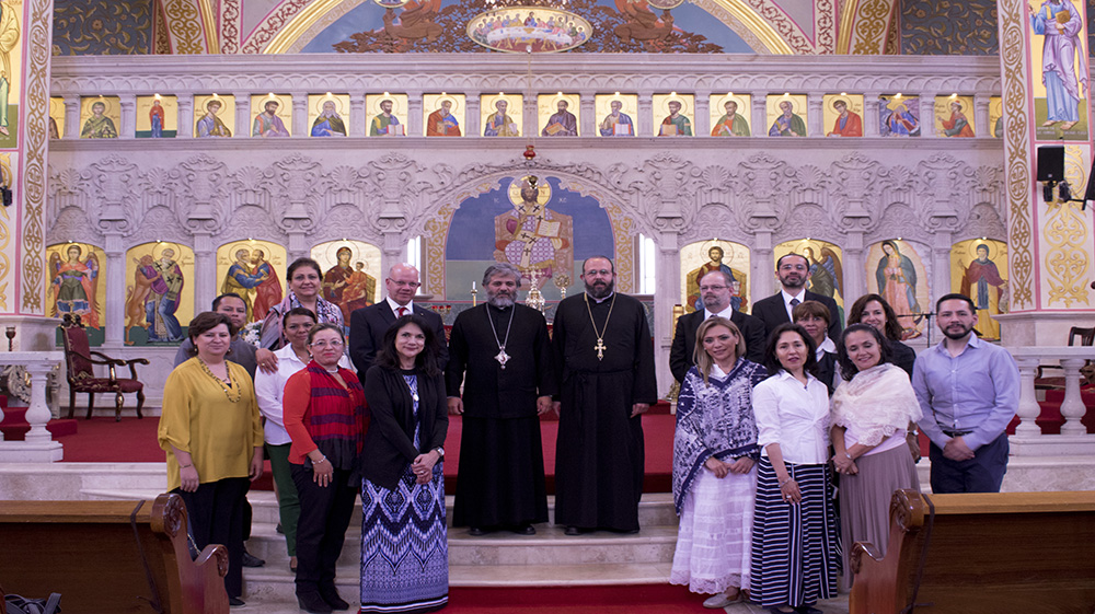 El coordinador general del Instituto Regina Apostolorum transmitió palabras de unidad, respeto y fraternidad para continuar con los lazos de amistad que los relacionan con la Universidad.