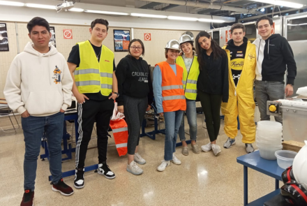 alumnos en practica