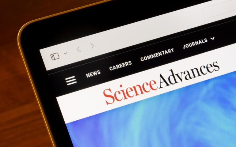 Estos productos académicos reflejan el trabajo formativo que realizan los investigadores con los alumnos de licenciatura.