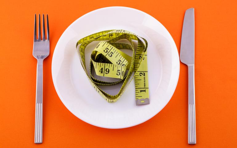 Factores de riesgo, particularidades y reflexión respecto a los trastornos de la conducta alimentaria