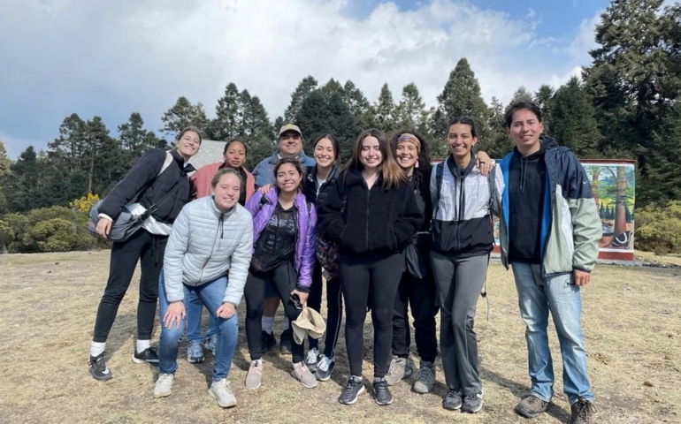 Alumnos de Responsabilidad Social visitan el santuario de la Mariposa Monarca en Michoacán