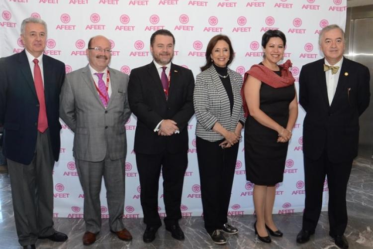 Nuestra Facultad fue la sede del 2o. Congreso Nacional de la Asociación Femenil de Ejecutivas de Empresas Turísticas de la República Mexicana (AFEET), realizado los días 10 y 11 de agosto en el Auditorio de Posgrado