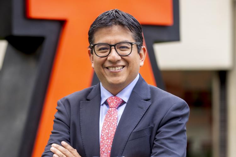 Dr. Hazael Cerón Monroy