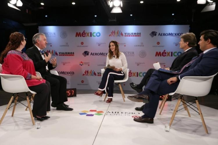 El Dr. Francisco Madrid participando en el Foro de Turismo Sustentable de Milenio