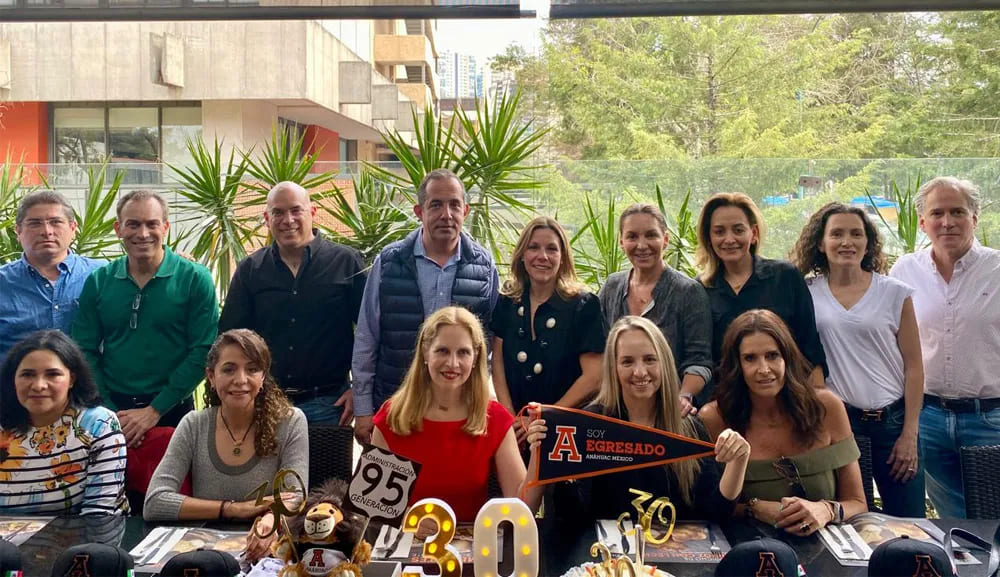 Treinta años después, la generación 95 de Administración vuelve a casa