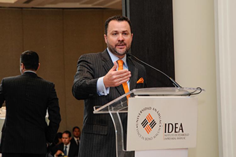 Se realiza el Desayuno Trimestral del IDEA: “El sector eléctrico en el marco de la Reforma Energética”