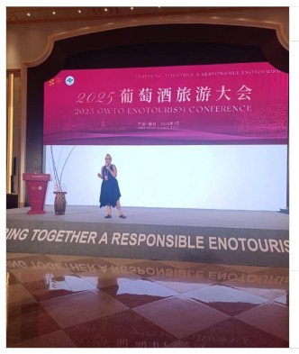 La Dra. Marisa Ramos en Conferencia de la OMET