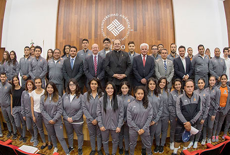 Abanderamos a nuestros Leones Anáhuac que participarán en la Universiada 2018