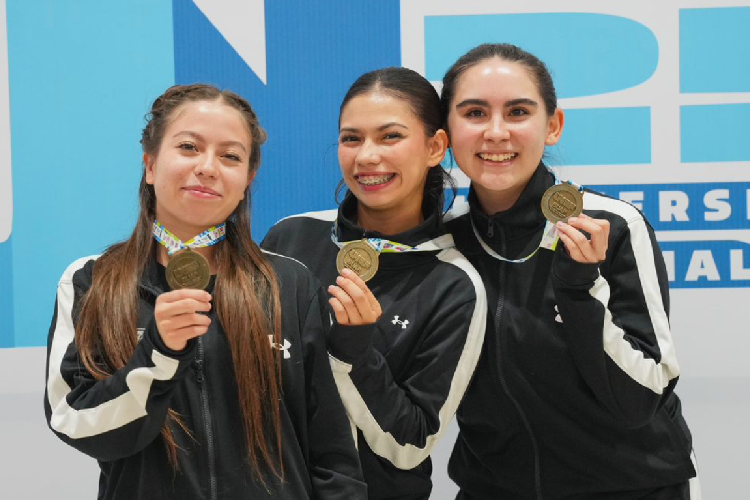 Marisa Arellano, Zyanya Hernández, Monstserrat Suárez