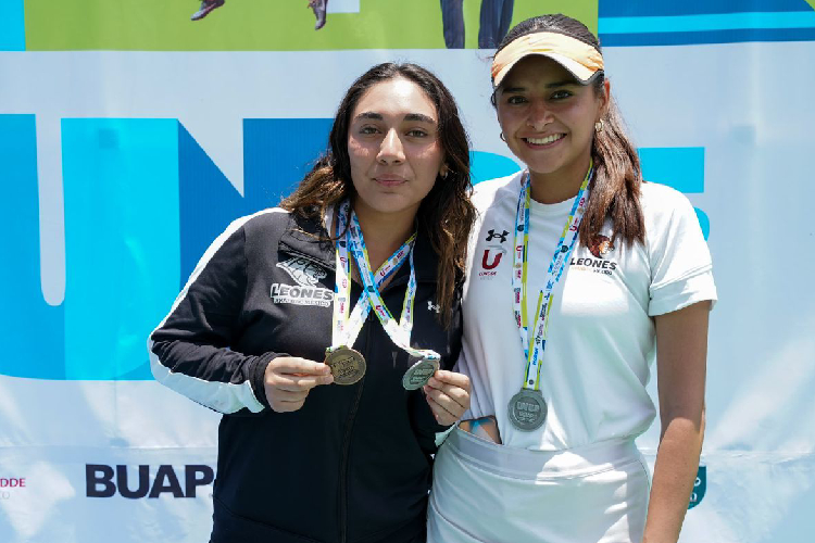 Stephanie López y Andrea Carrada