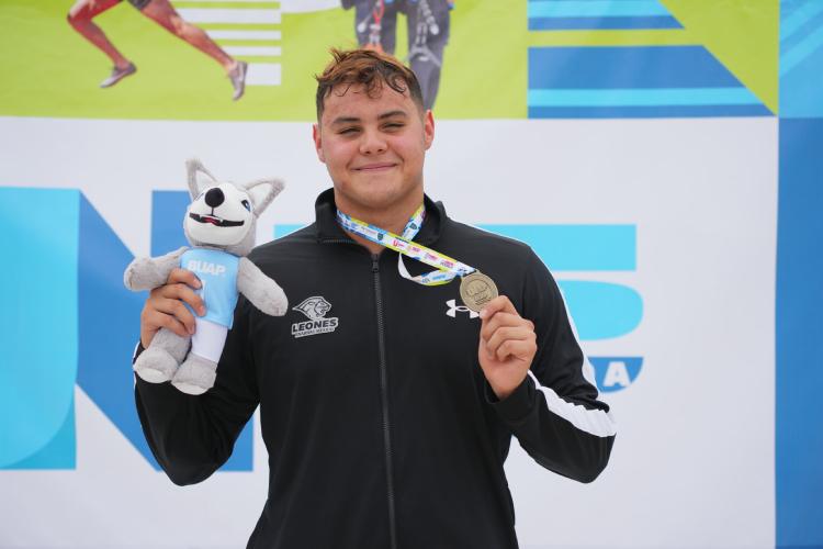 Alejandro S oro