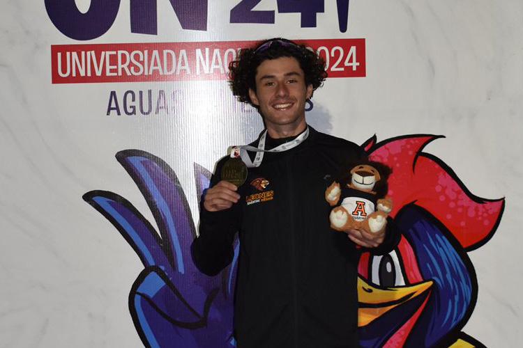 Uzziel Valderrabano