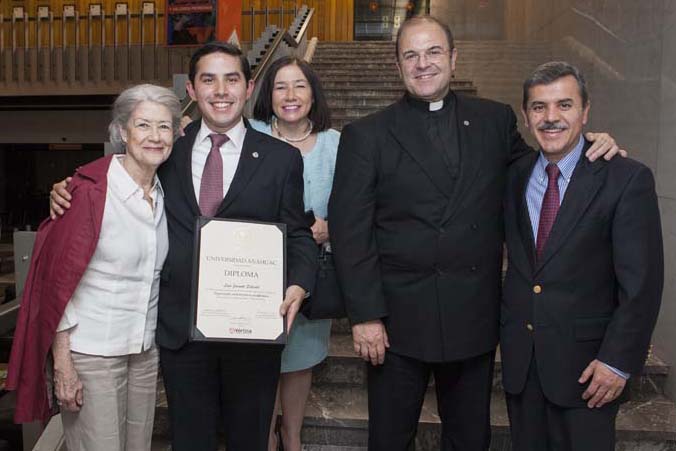 Entrega de Insignias VÉRTICE