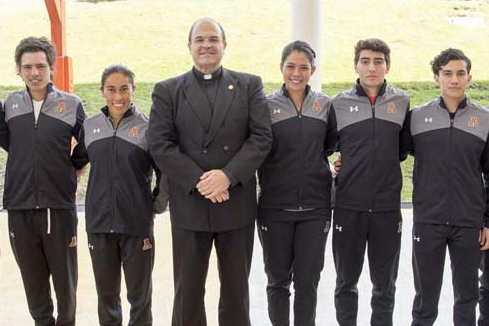 Abanderamiento de los atletas rumbo a la Universiada 2017