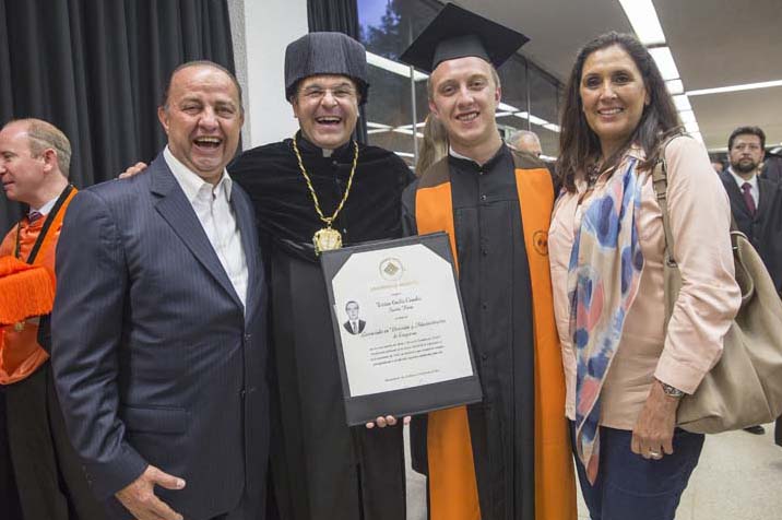 Ceremonia de Graduación de Licenciatura