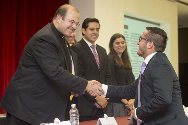 Toma de Protestas de las Sociedades de Alumnos 2016 - 2017