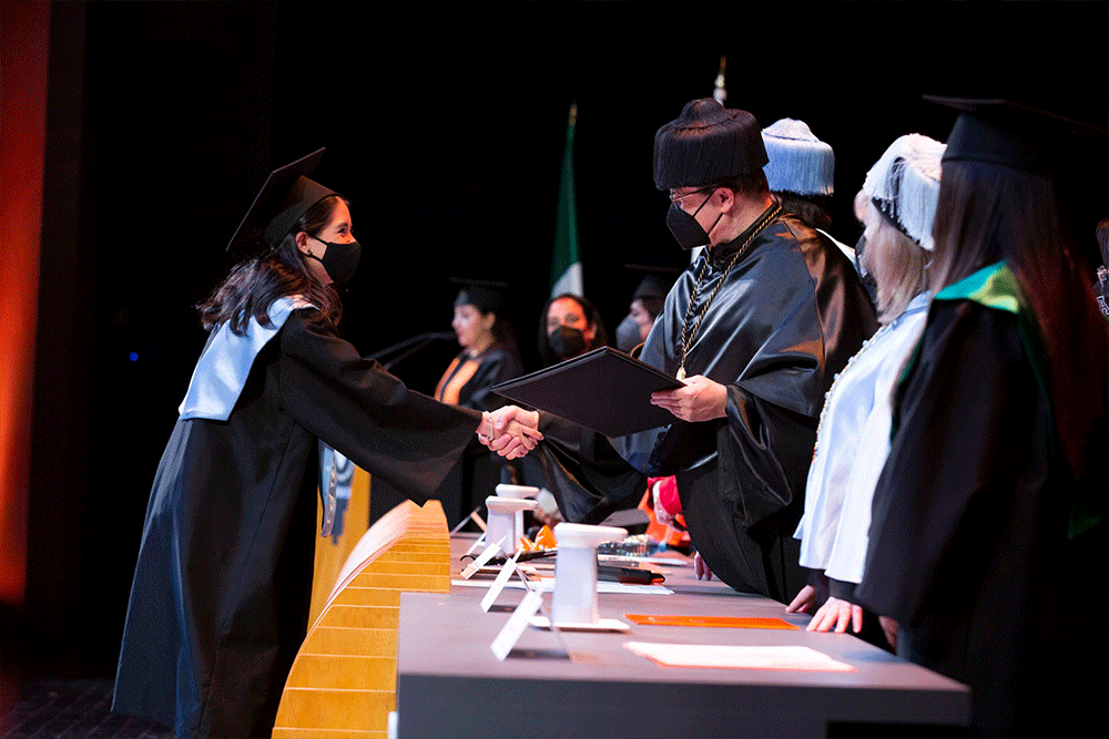 Ceremonia Solemne de Graduación de Licenciatura