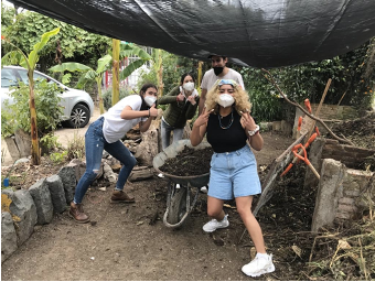 Alumnos de Responsabilidad Social visitan el Huerto Urbano Tlatelolco