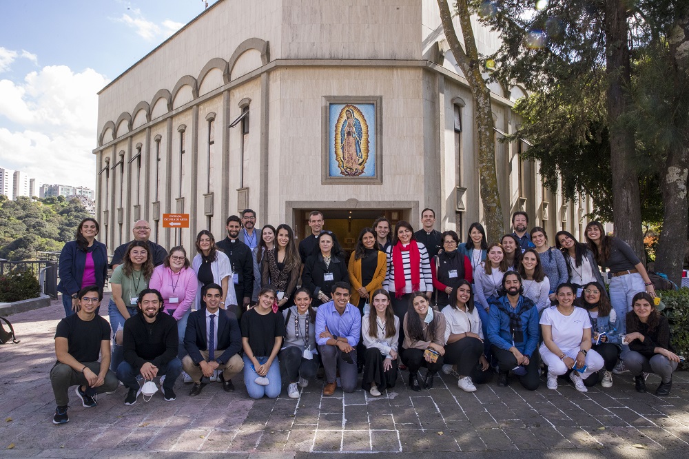 Capilla Universitaria: 20 años de ser el don de Dios entre la Comunidad Anáhuac