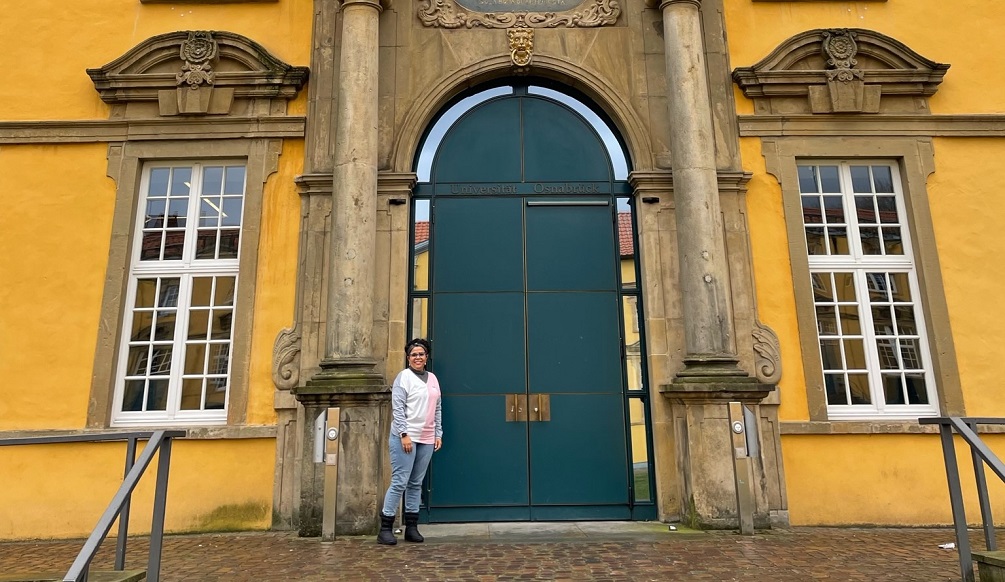 La maestra Marcela Zapata-Meza participa en congreso en Alemania