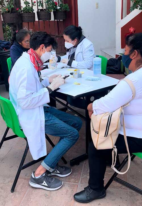 Misiones Médicas Anáhuac llegan a Cuijingo, Estado de México