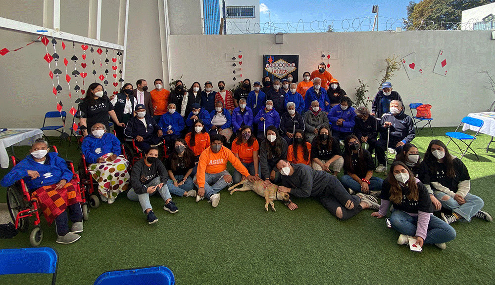 Se llevó a cabo el evento ASUA x los Grandes