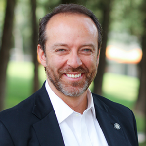 Mtro. Edgar González Olea