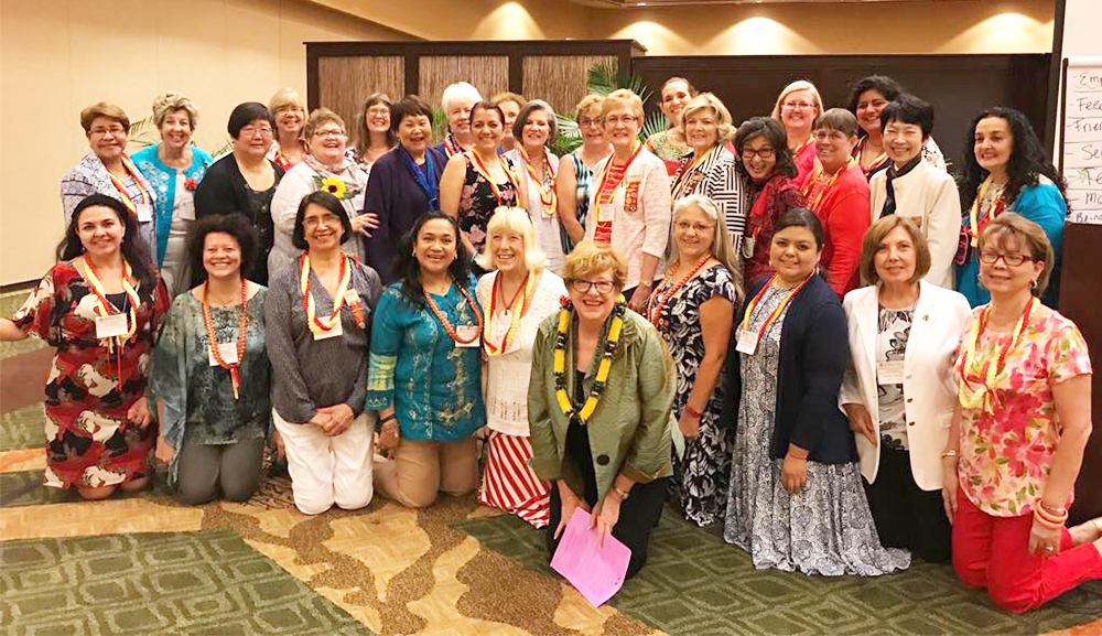 Académica de Educación participa en conferencia internacional en Honolulu, Hawaii