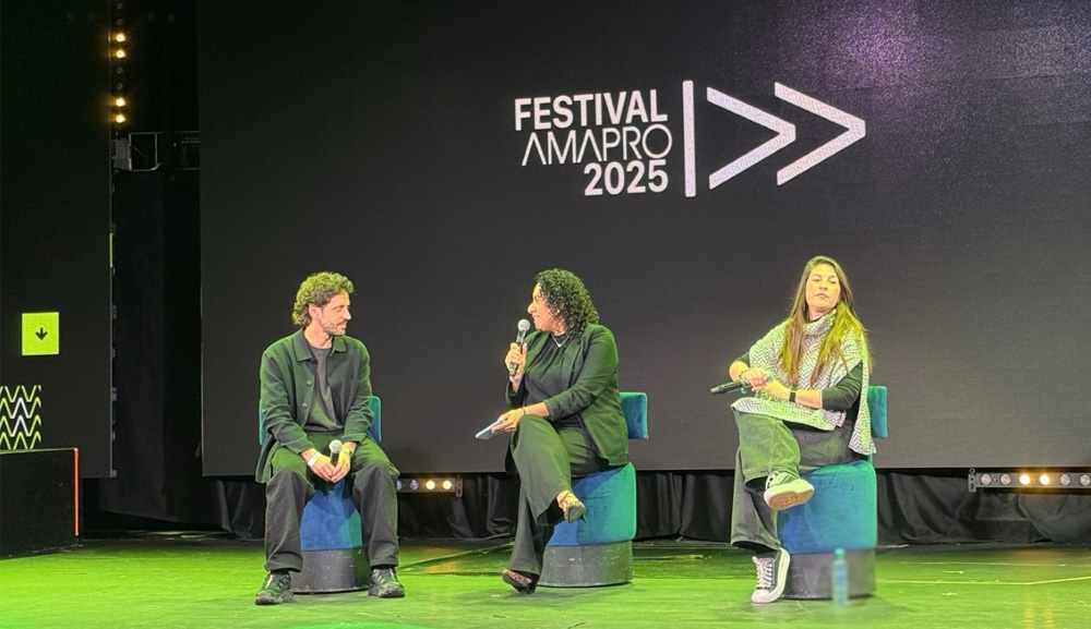 Alumnos de la Facultad de Comunicación brillan en el Festival AMAPRO 2025