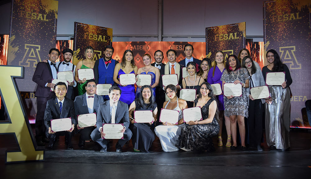 Campus Sur celebra los Premios FESAL para despedir a la gestión 21-22
