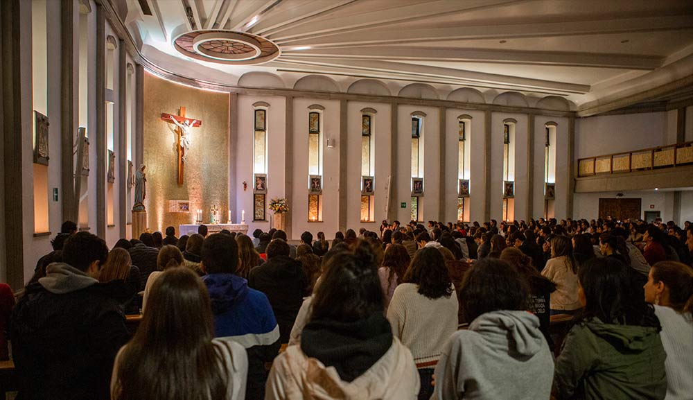 Capilla Universitaria: 20 años de ser el don de Dios entre la Comunidad Anáhuac