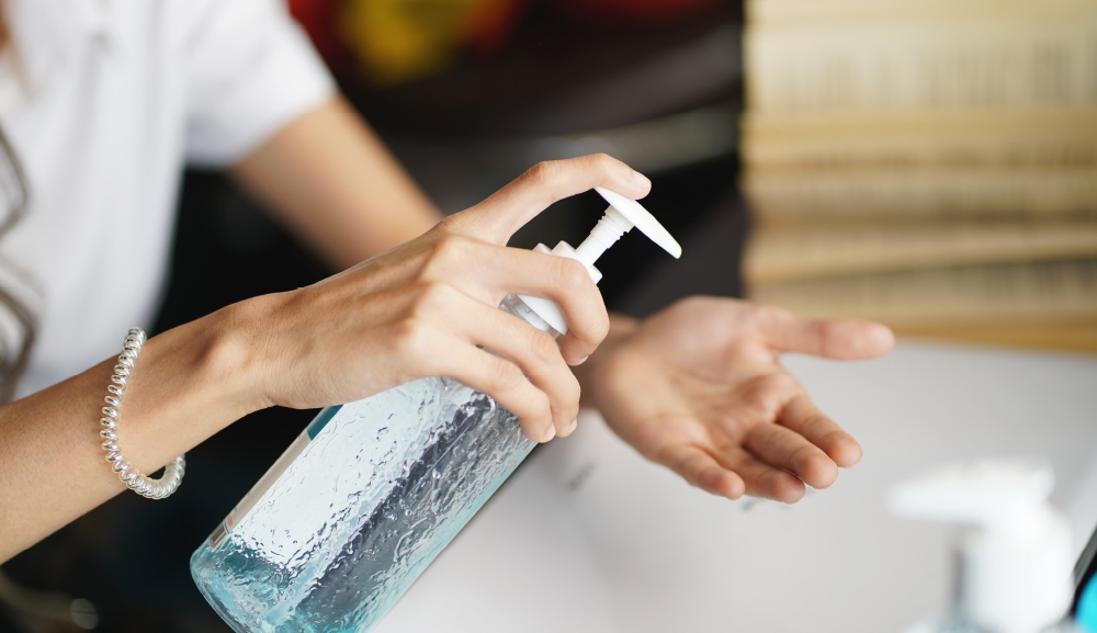 ¿Cómo desinfectarte las manos?