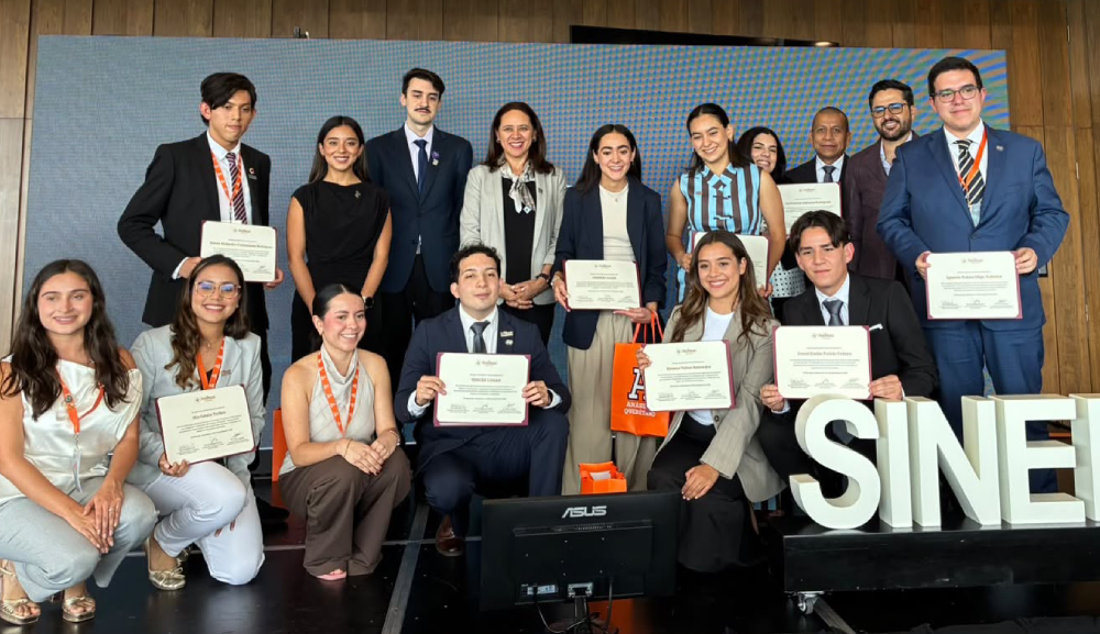 Alumno de Derecho, tercer lugar del Concurso Nacional de Oratoria de la Red Sinergia 2026