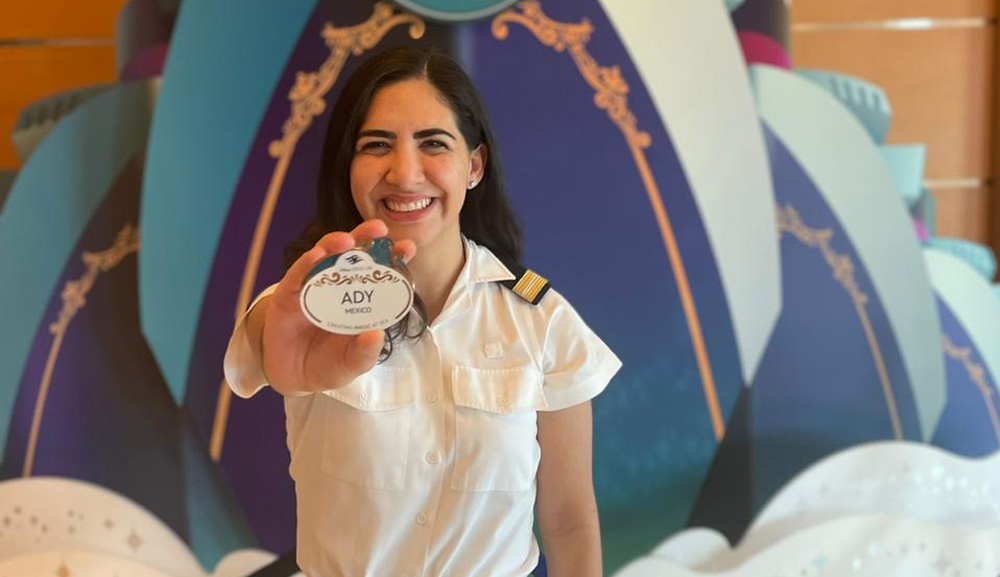 Adriana Trapero: trayectoria de éxito desde la Universidad Anáhuac hasta Disney Cruise Line