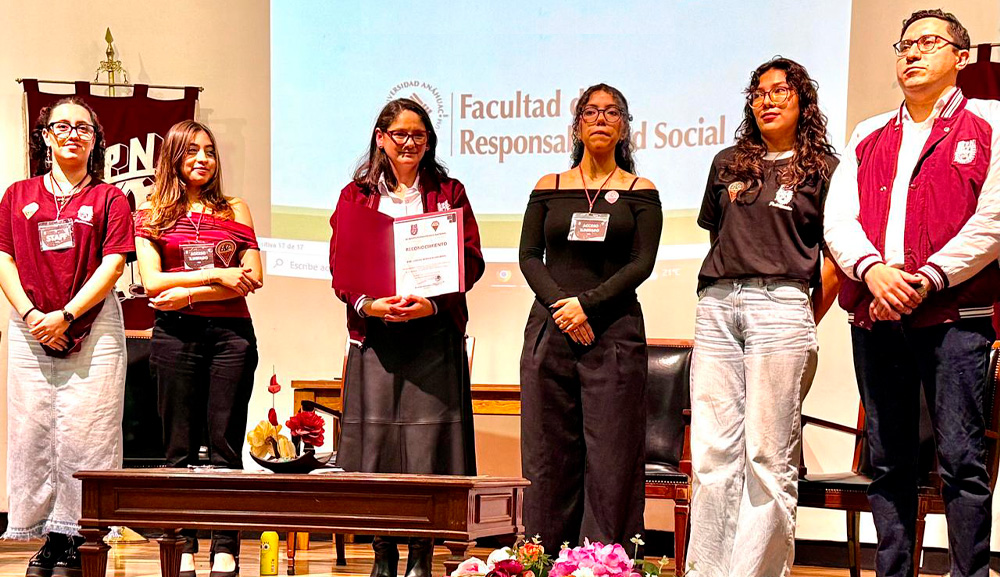Facultad de Responsabilidad social, presente en conmemoración de los 181 años de la ESCA