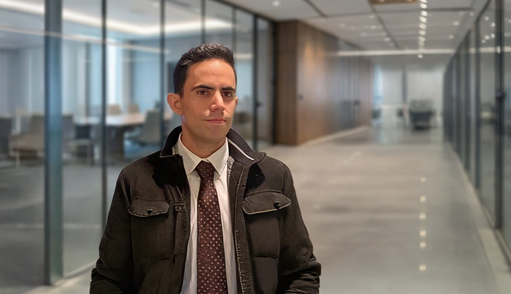 Egresado obtiene la designación ACAS y fortalece su trayectoria actuarial internacional