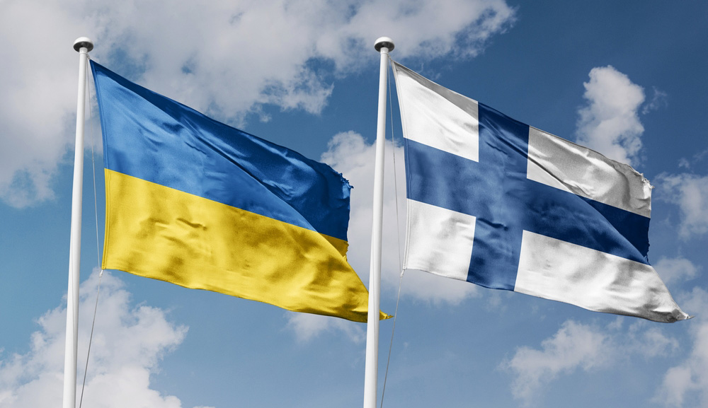 Embajadores de Ucrania y Finlandia conversan sobre la guerra entre Rusia y Ucrania