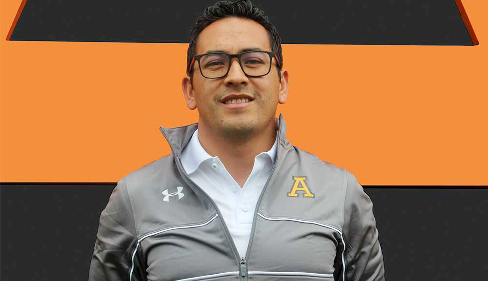 Futbol americano de los Leones Anáhuac tiene nuevo head coach