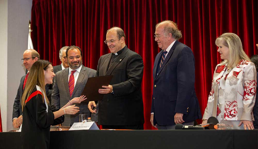 Reconocemos el esfuerzo y calidad académica de nuestros alumnos