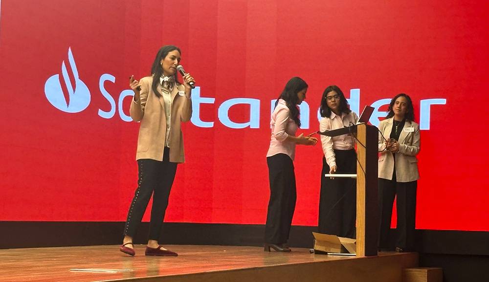 Santander impulsa formación financiera y oportunidades profesionales para alumnos