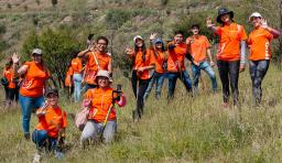 Voluntarios Anáhuac participan en la Reforestación ASUA 2022