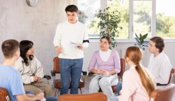 La Facultad de Pedagogía y ASUA impulsan la formación docente universitaria