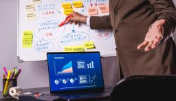 Estrategias financieras: objetivos económicos, sociales y ambientales