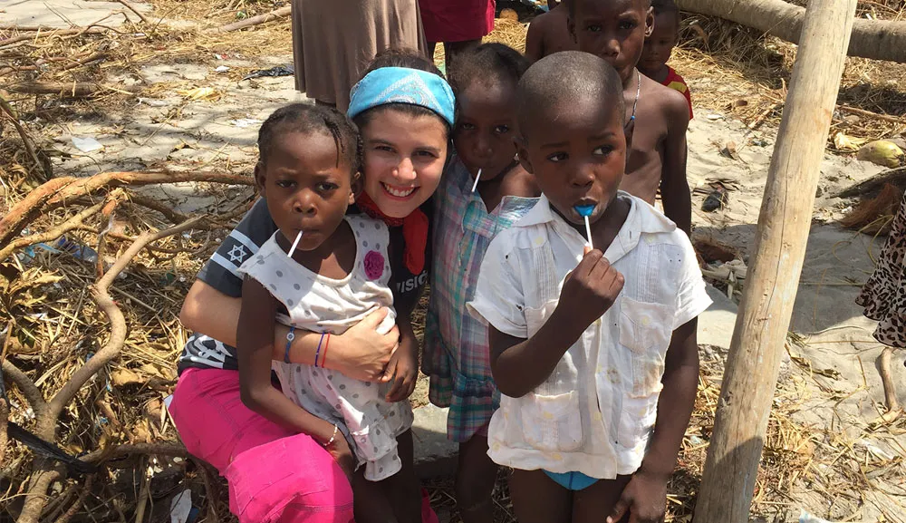 Alumna de Medicina participa en la Quinta Misión Internacional en Haití