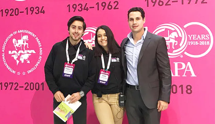 Alumnos de Dirección de Empresas de Entretenimiento participan en la IAAPA en Orlando