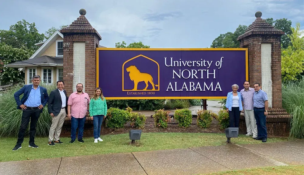 Alumnos de Ingeniería participan en seminario internacional en la Universidad de North Alabama