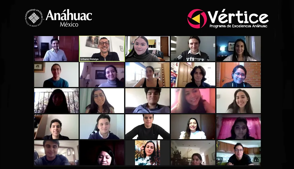 Alumnos de Vértice dialogan con personalidades de la moda en México