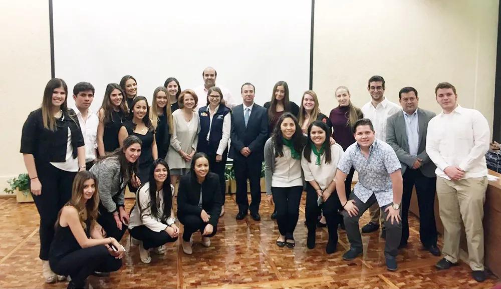 Alumnos de Mercadotecnia delinean estrategia para fomentar el voto