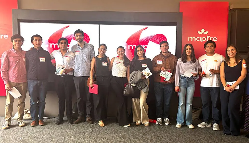 Alumnos de Actuaría viven “Mi día en Mapfre” y exploran sector asegurador