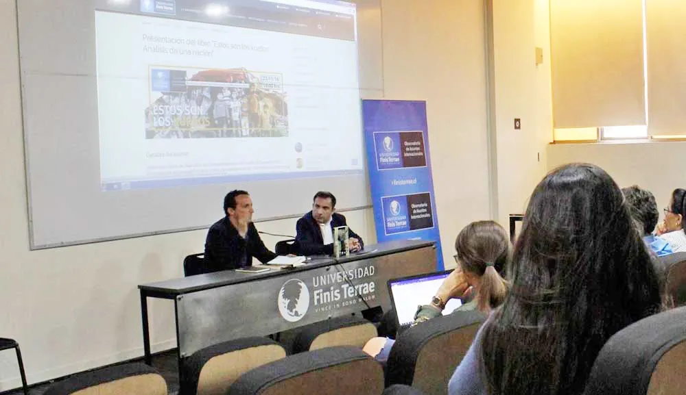 Nuestro profesor Manuel Férez visita la Universidad Finis Terrae de Chile